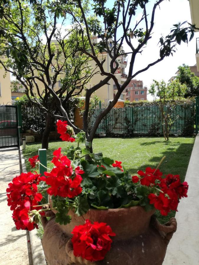 Angolo Sul Giardino Rome Buitenkant foto